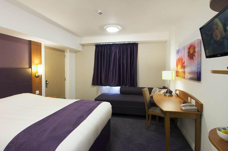 Premier Inn Lichfield North East Zewnętrze zdjęcie